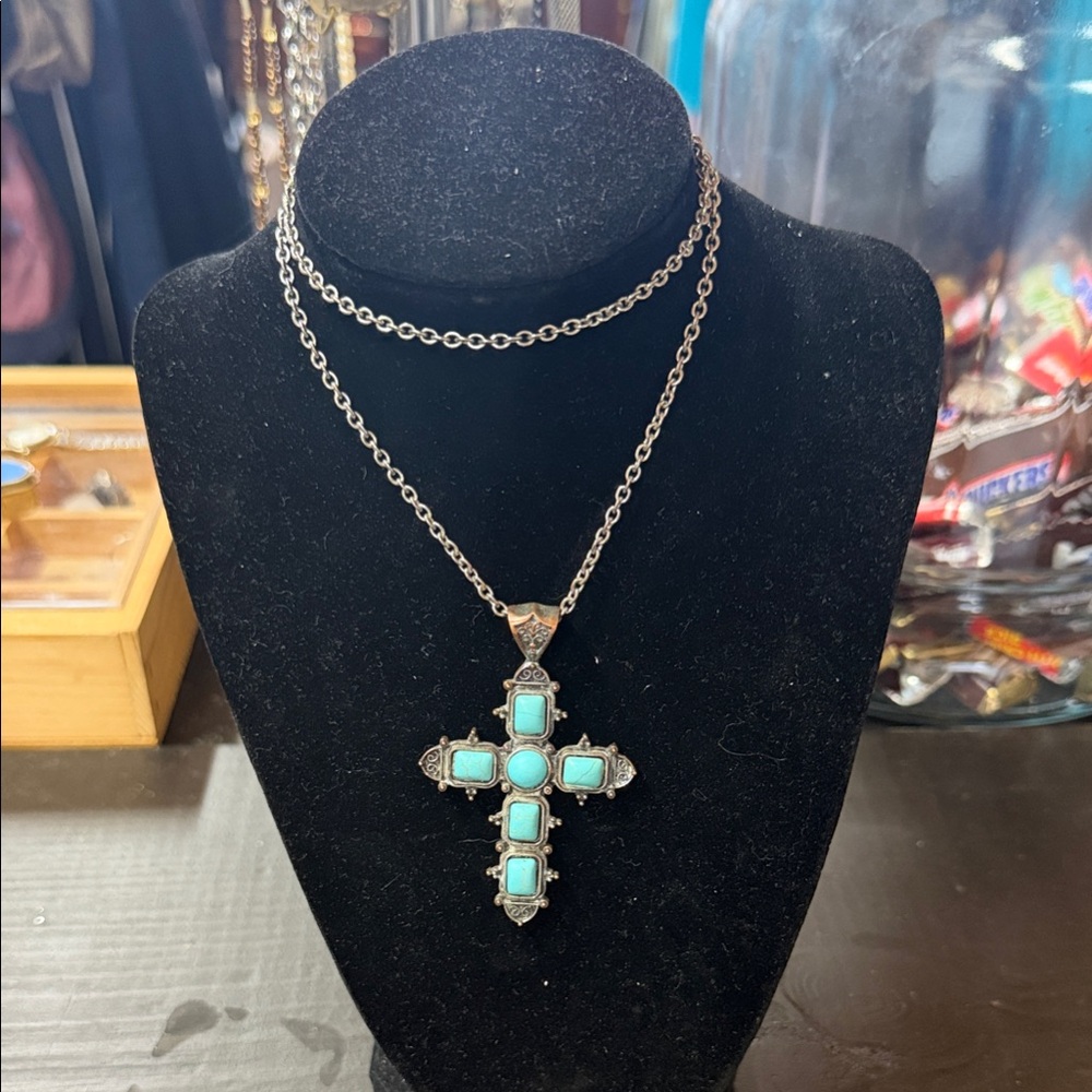 Elegant Silver Necklace with Turquoise Cross Pendant